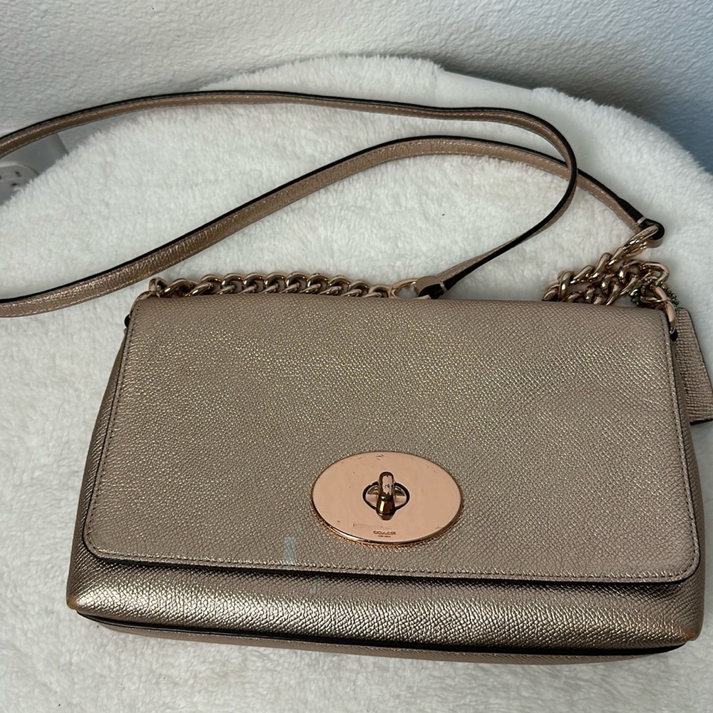 Coach 53236 Metallic Crossgrain pebble Leather Crosstown Crossbody Rose Gold
